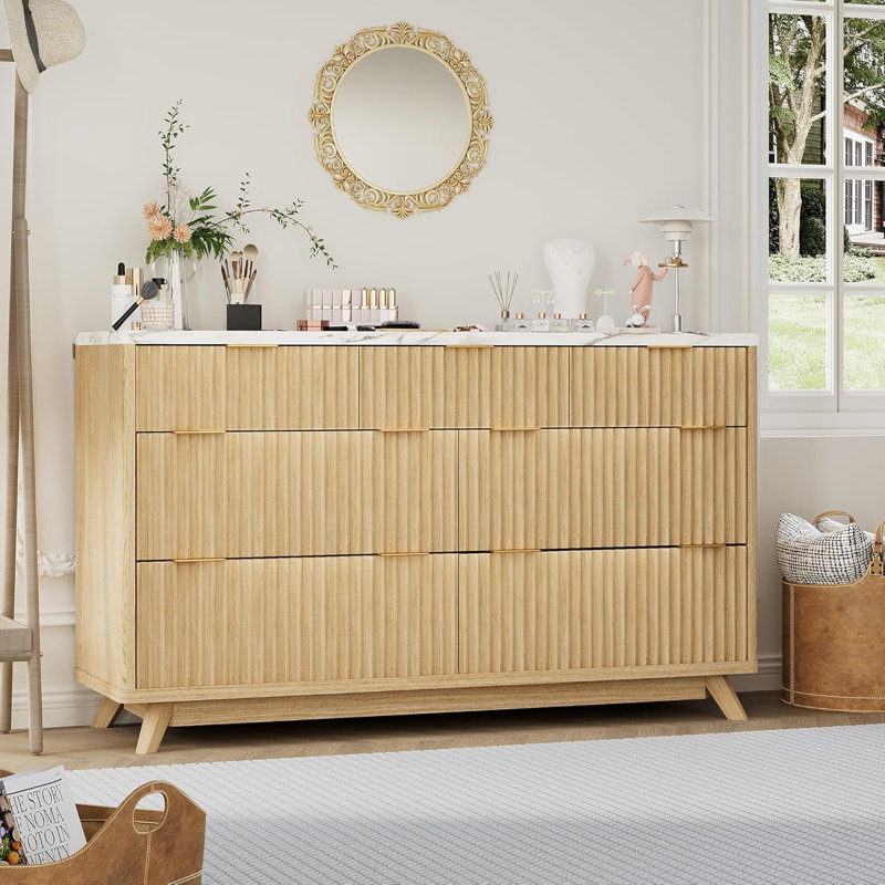 137.2cm W 7 - Drawer Chest of Drawers, Tan