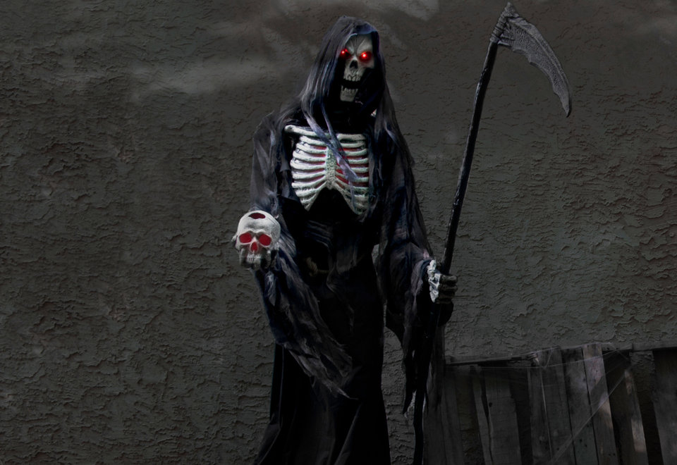 Hauntingly Realistic Animatronics