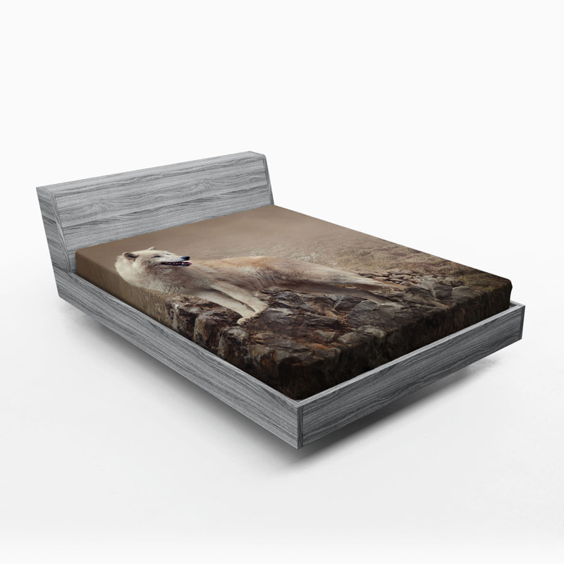 White Wolf on Rocks Microfiber Jersey Knit Fitted Sheet, European Kingsize (160 x 200cm)