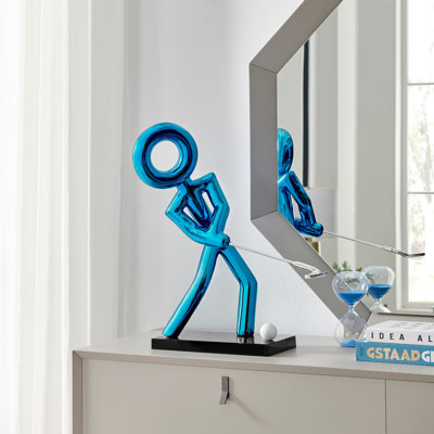 Figurines et sculptures faites à la main Urta