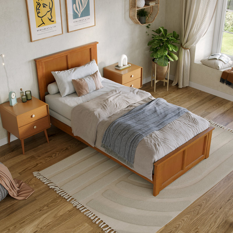 Lit à sommier en bois massif Amear avec pied de lit assorti, Simple TG, Caramel clair