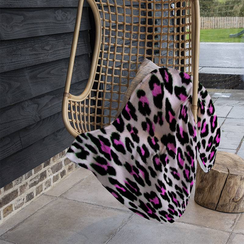 Santangelo Throw Blanket