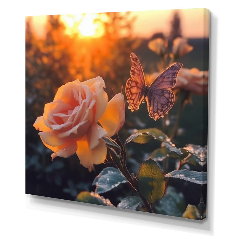 Papillon sur une rose rose au lever du soleil, H 24 po x l 24 po x P 1 po, Toile tendue