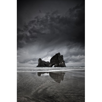 Wharariki Beach by Dan_Prat