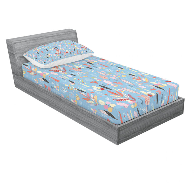 Ensemble de draps à feuilles d'automne sur fond de jardin, Simple