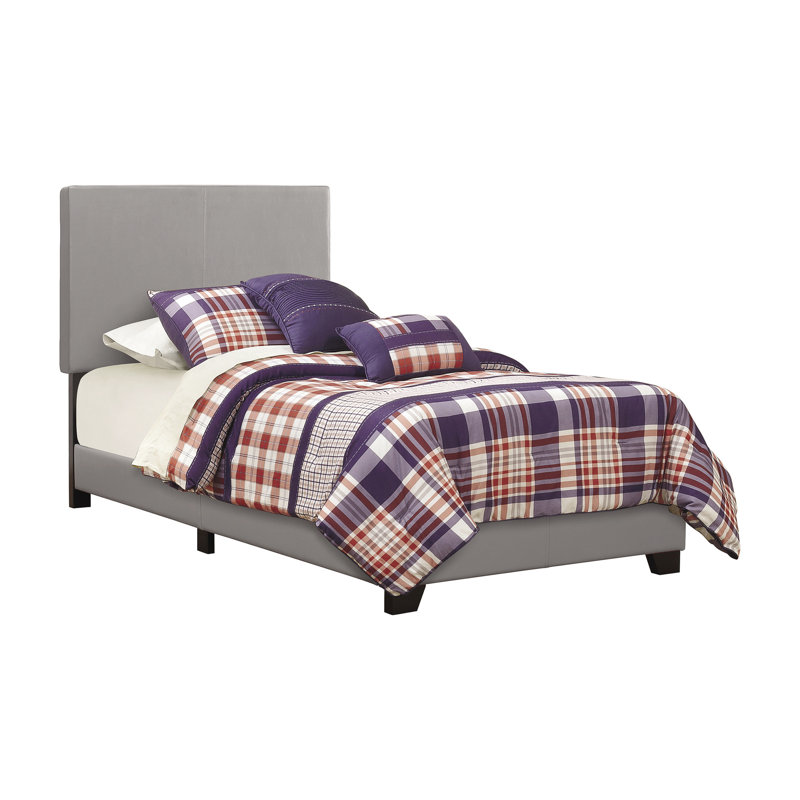 Lit simple à panneau tapissier gris avec détails cousus et une allure de chambre à coucher confortable en similicuir, Gris