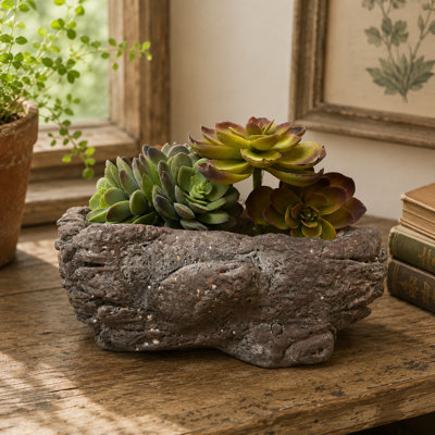 Cahoon Statue Planter