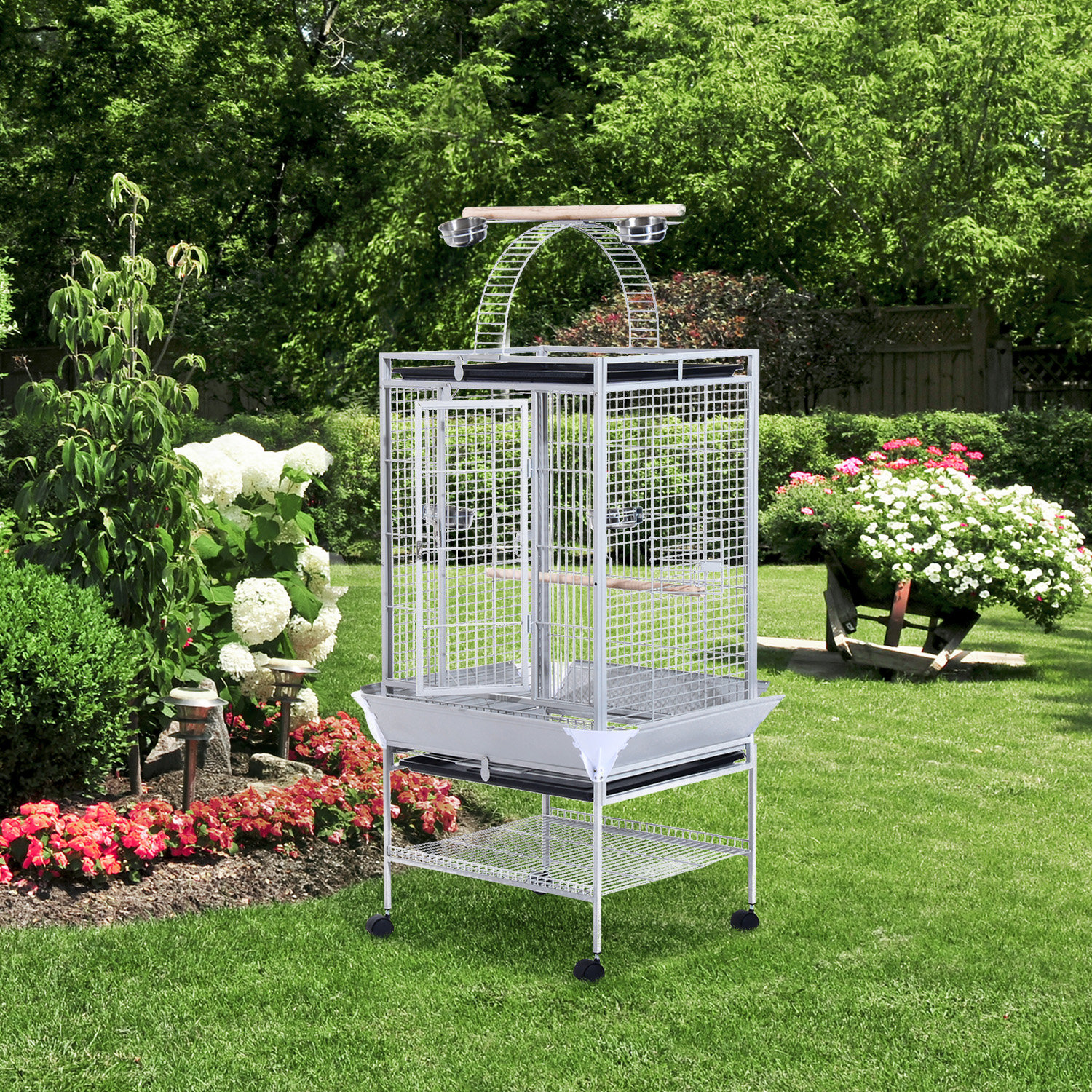Illustration of Large Bird Play And Sleep Cage