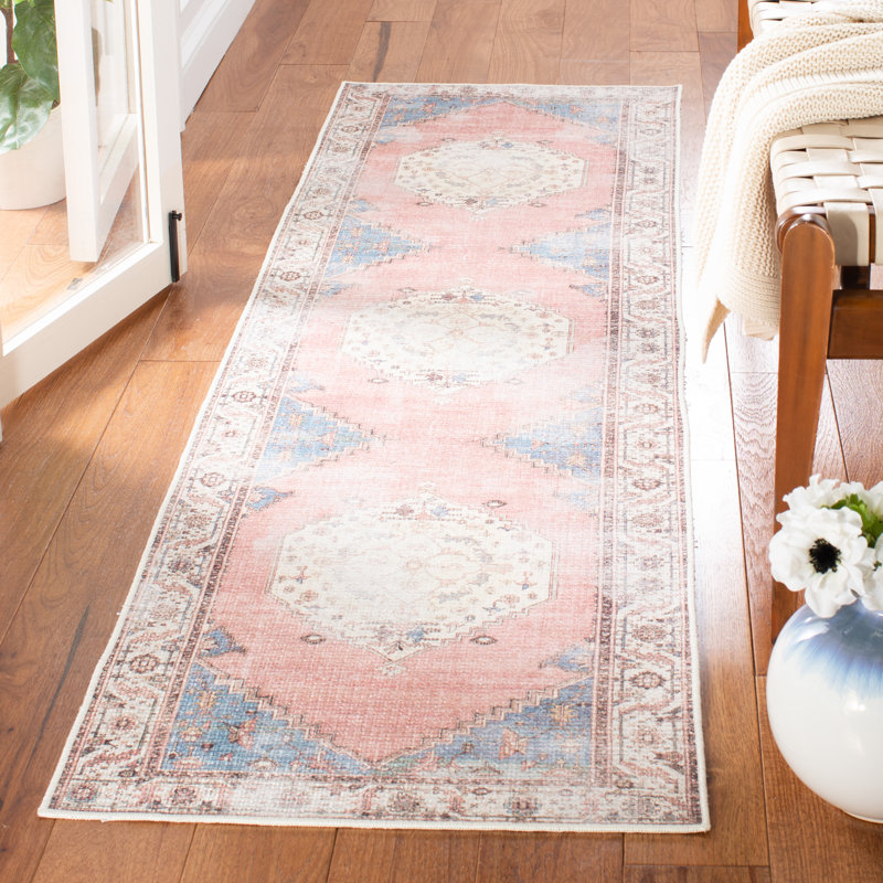 Tapis oriental ivoire / rose Adelene, Tapis de couloir 2 pi x 8 pi