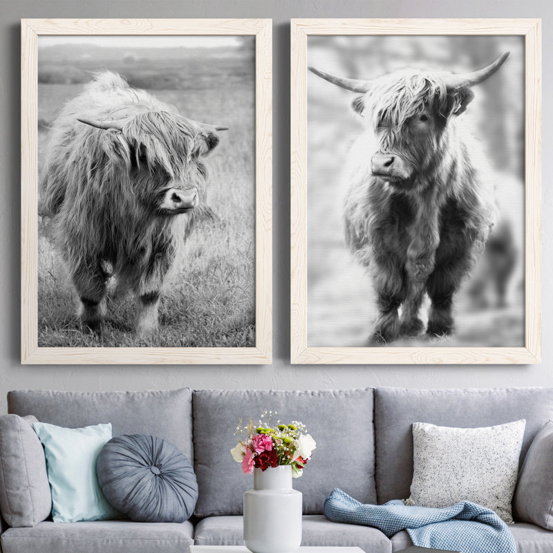 Gretna Green Highland - Ensemble de 2 cadres photo sur toile, H 37,5 po x l 55 po x P 1,5 po, Encadré de bois de noyer