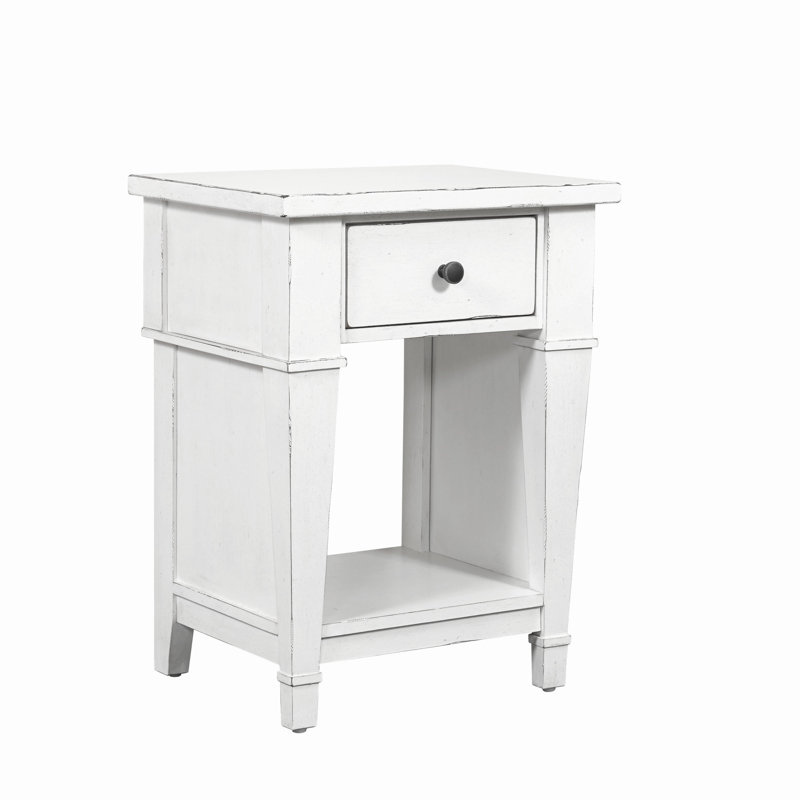Arrollo 22'' W Nightstand