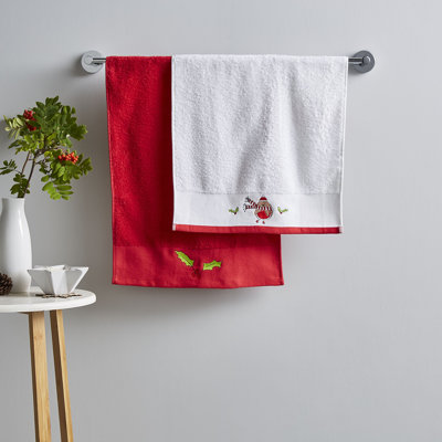 Robins and Christmas Tree Pairs Guest Towel Pair