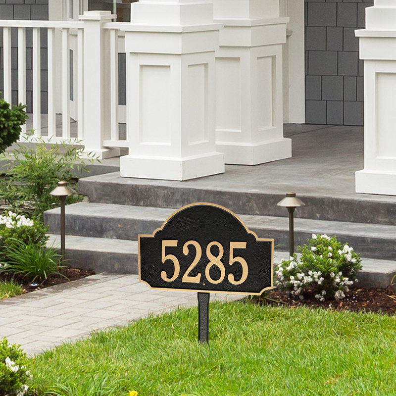 Plaque d'adresse pour pelouse 1 ligne Fitzwilliams, Noir / or, Oui