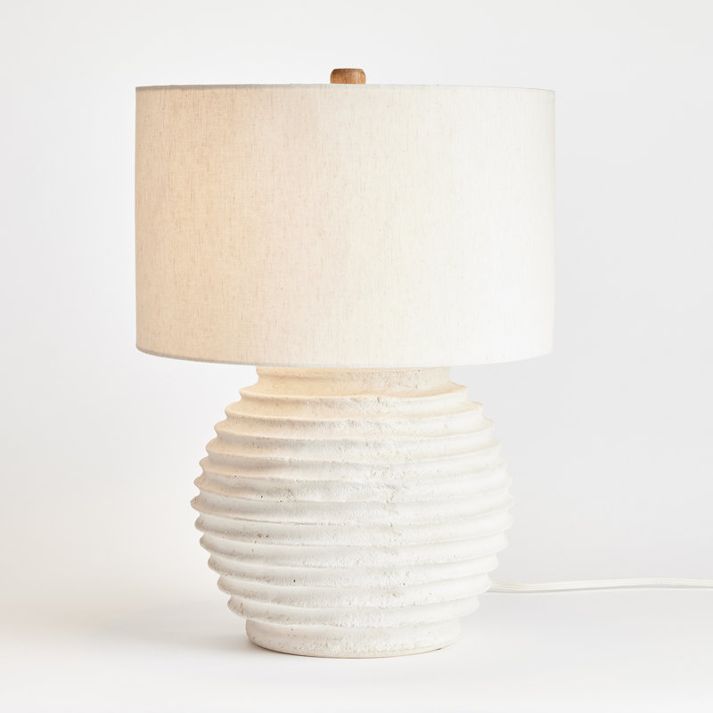 Lampe de table en béton Ainsley