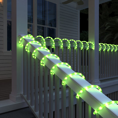 Cordon lumineux 32,8 pi, 120 V enfichable, débrochable, connectable, luminosité réglable, étanche IP65, télécommande avec modes dynamiques et minuterie