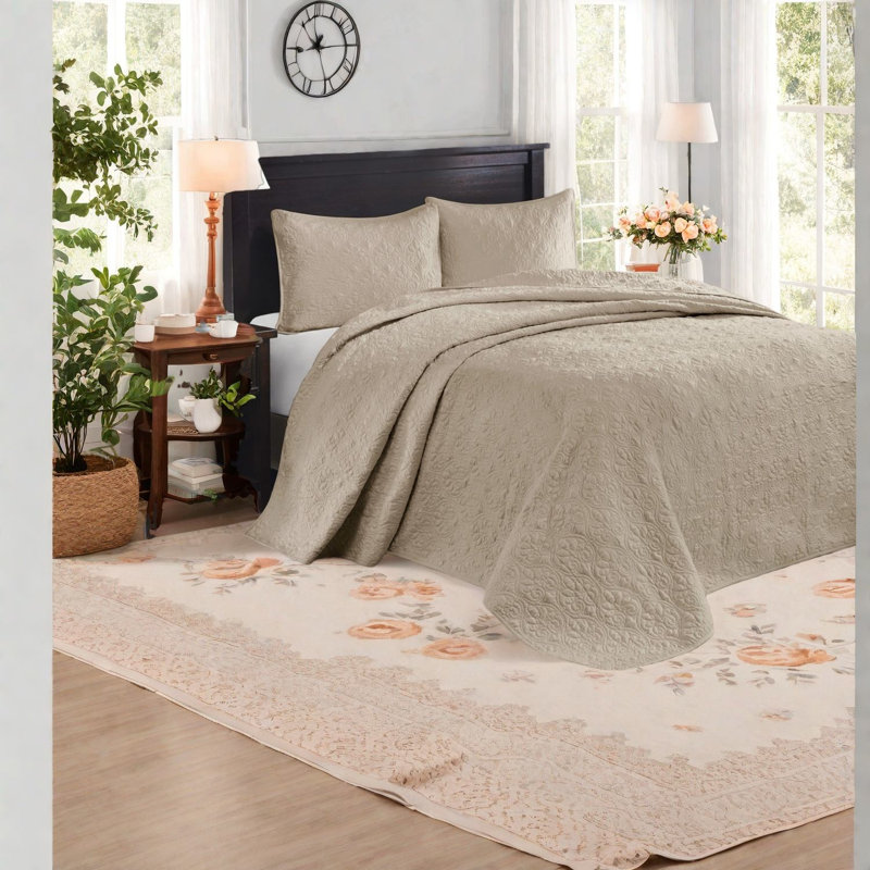 Comfortable Cotton Bedding Sets With Reversible Design For Home