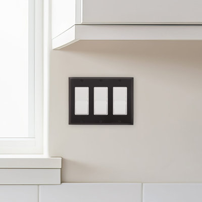 New York 3-Gang Rocker Wall Plate