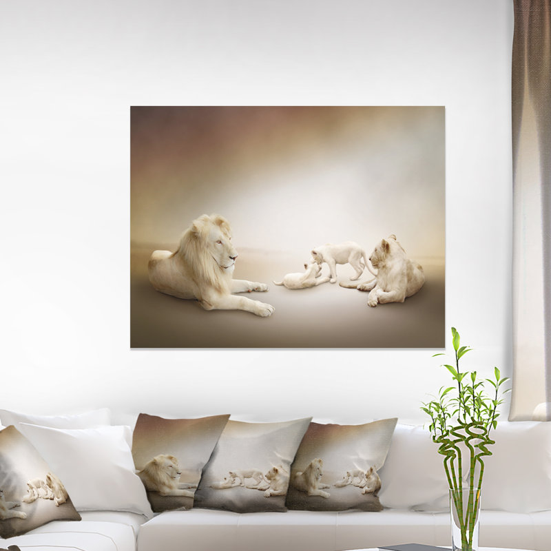 Animal «White Lion Family», impression, H 28 po x l 60 po x P 1 po, Toile tendue