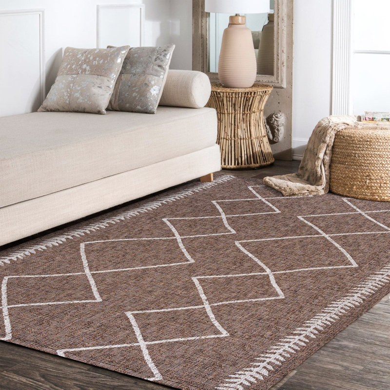 Kinkade Tribal Diamond Trellis Brown/Beige Indoor/Outdoor Rug, Rectangle 5'2" x 7'5"