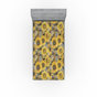 Jaune terre / motif floral gris