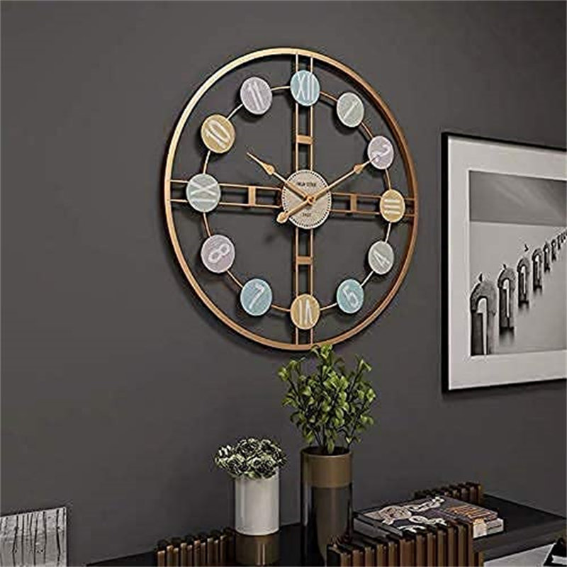 Mandar Wall Clock, Gold