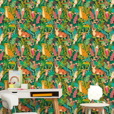 Hoopla Walls Animal Kingdom Lush Forest 10m Wallpaper