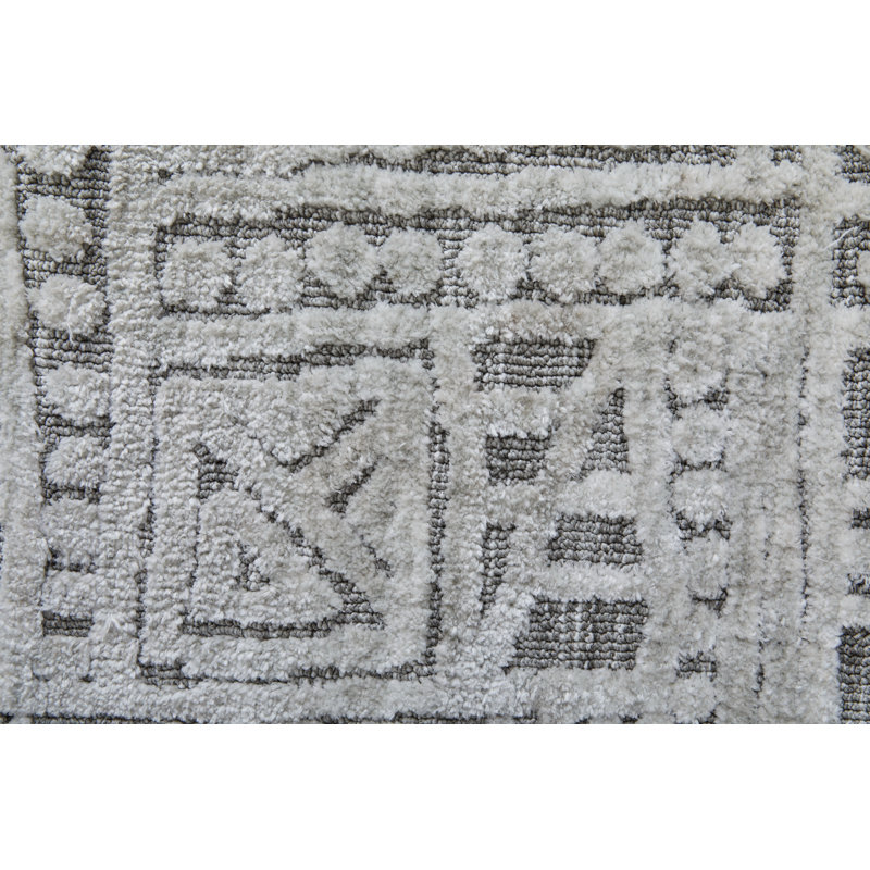 Curran Geometric Indoor Rug, Rectangle 5' x 8'