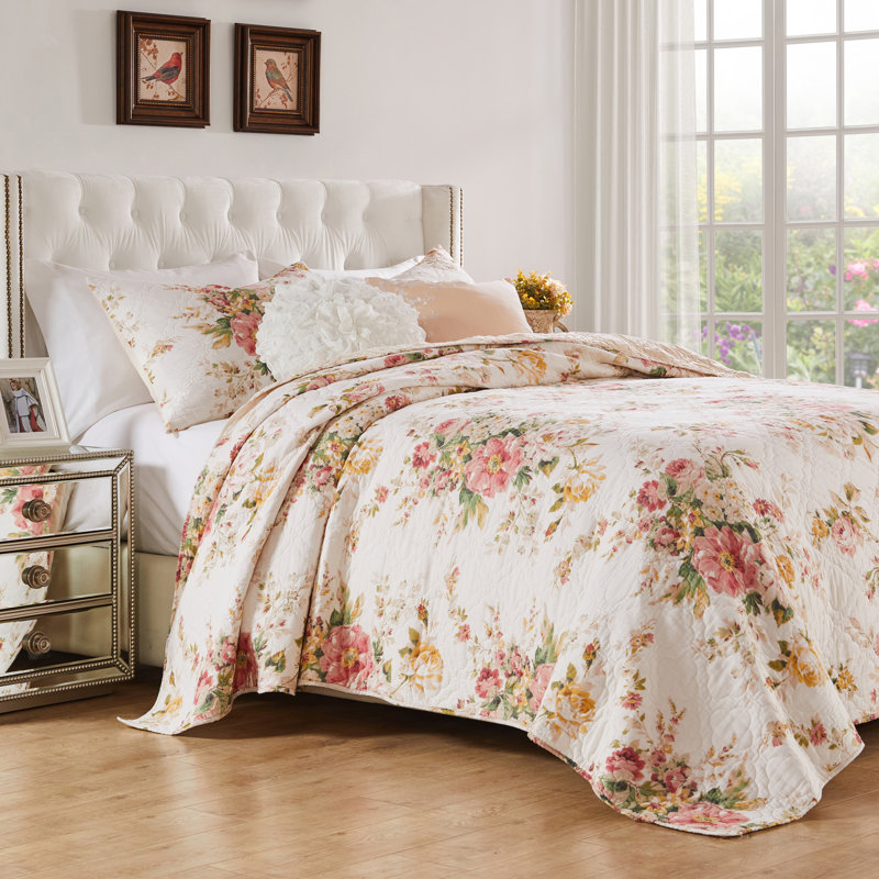 Full Pink Cotton Reversible Floral Quilt Set