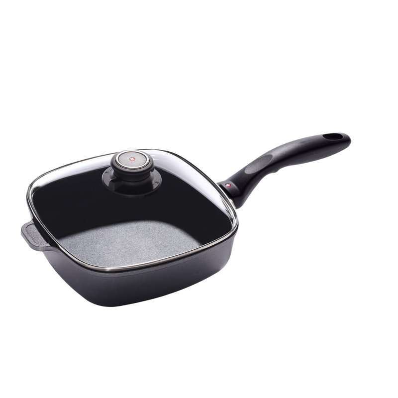 Saute Pan with Lid, 2.1 Qt.