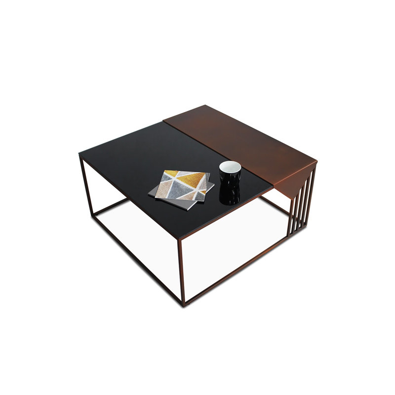 Damarieon Coffee Table, Brown/Black