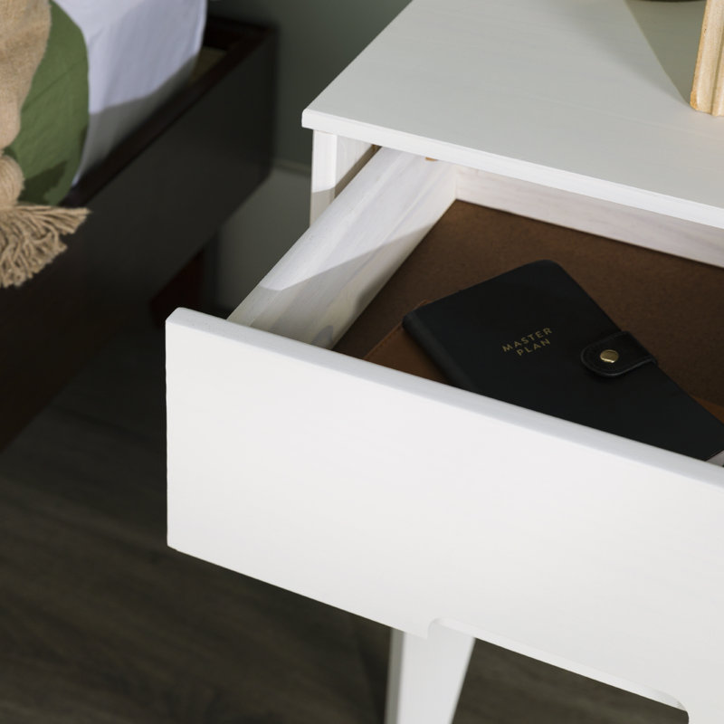 Aizlyn Mid-Century Modern Solid Wood Groove-Handle Nightstands, White