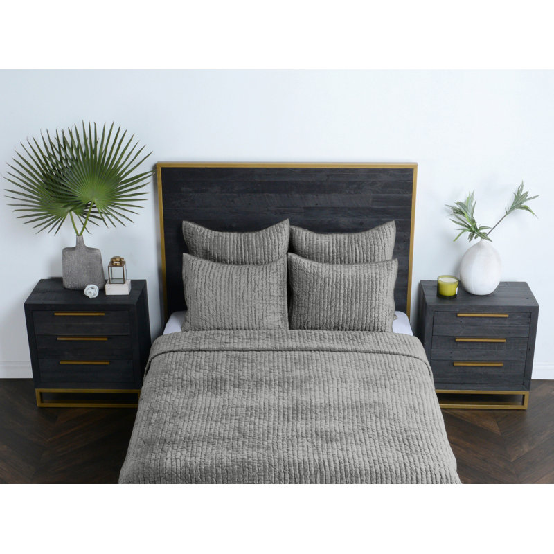 Velvet Quilt, Queen Quilt, Sage Green