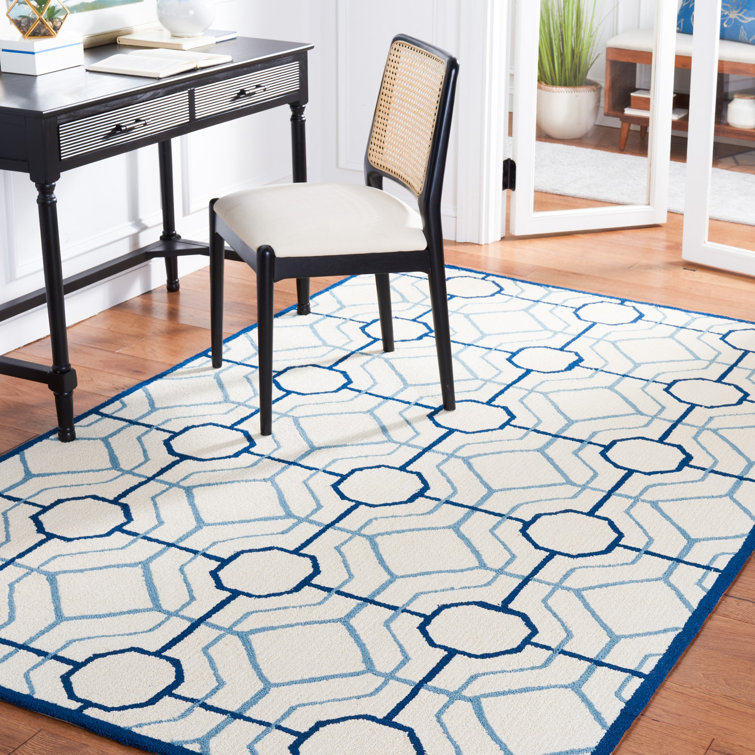 Naya Hand Hooked Performance Geometric Rug
