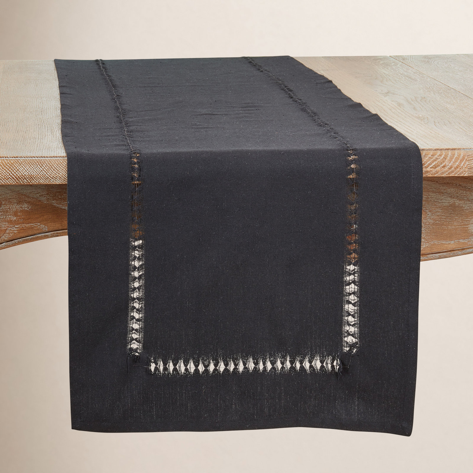 Garbo Table Runner, Black