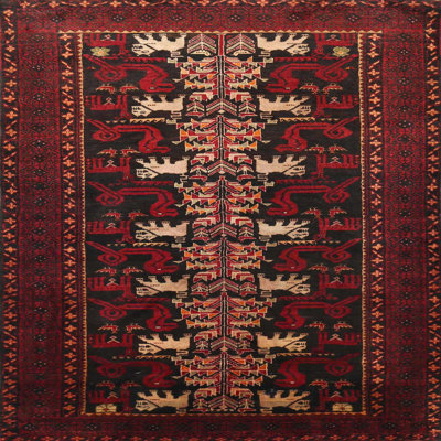 Tapis rouge à motif sud-ouest