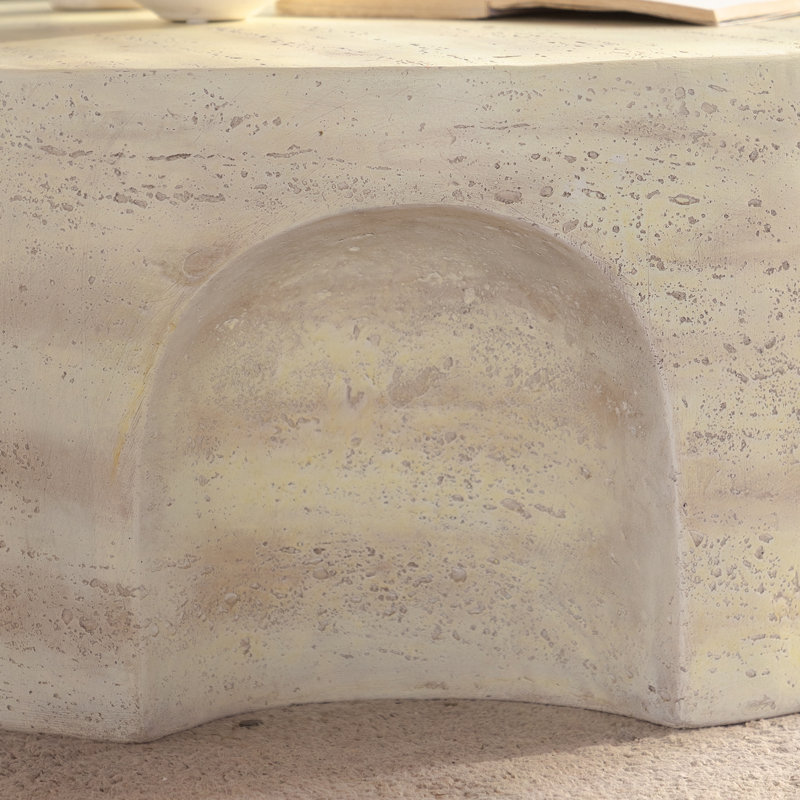 Round Accent Buentello with sturdy base