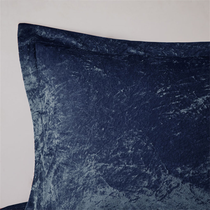 Velvet Comforter Set With Throw Pillow