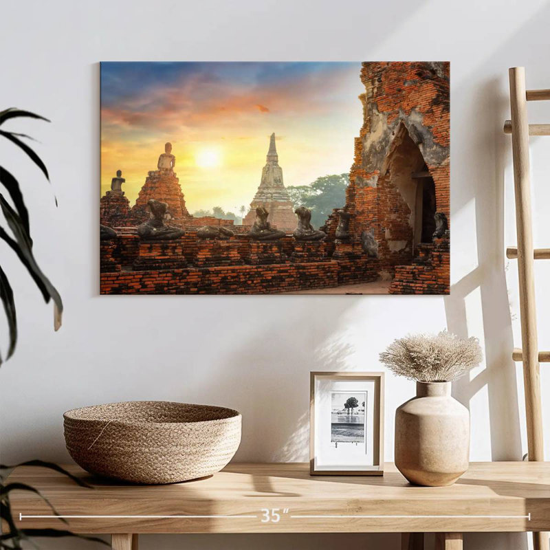 Javetta Wat Chaiwatthanaram, 16" H x 24" W