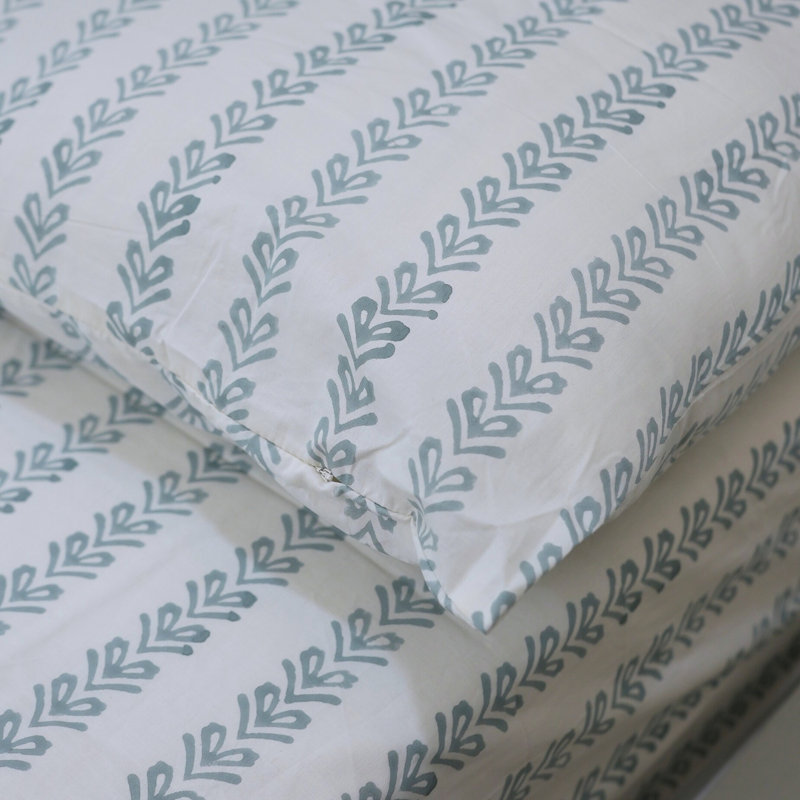 Ensemble de draps en coton Fab Divine - Confort fabriqué à la main avec housses de coussin assorties, tribal, gris, tribal fléché. 