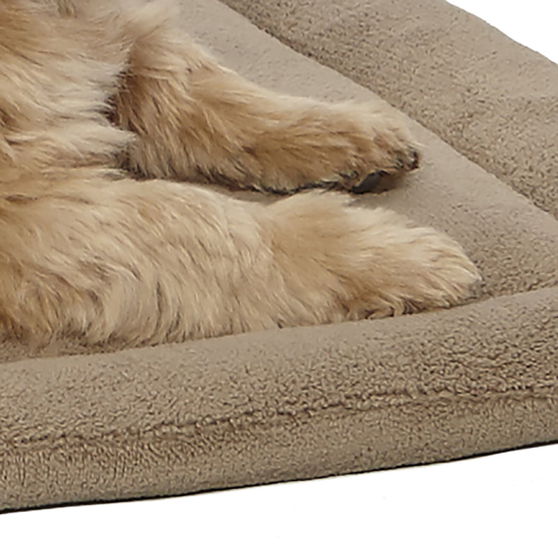 Lit pour animal de compagnie en micro-éponge de luxe Quiet Time, Très très grand (l 52 po x P 34 po x H 2 po)