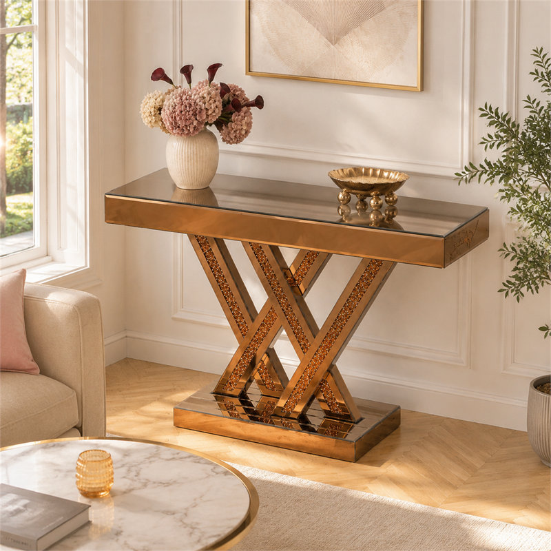 Cette table d'entrée moderne et subtilement luxueuse est dotée d'un miroir en verre brun et d'incrustations en strass. Il peut également être utilisé comme une table de canapé décorative glamour, idéale pour les entrées et les salons.