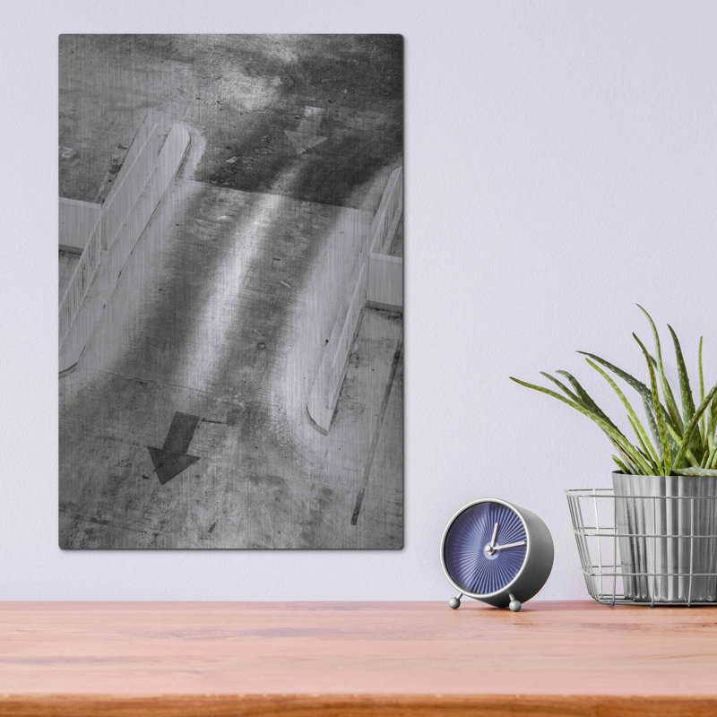 «The Passing» par Design Fabrikken, H 16 po x l 12 po