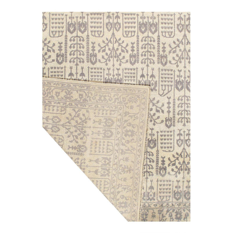 Oriental Area Rug in Gray