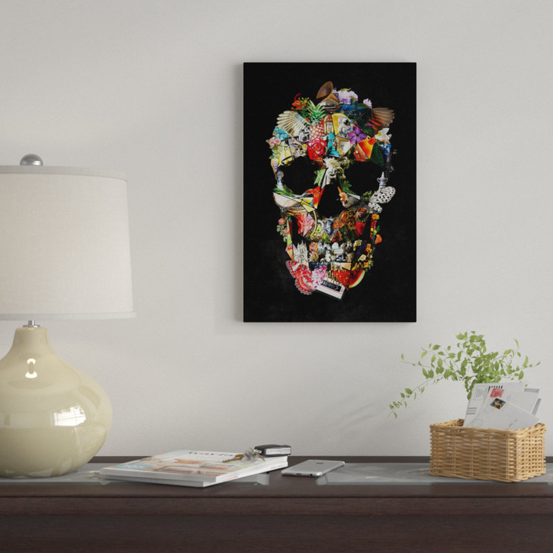 « fragile, vertical » par ali gulec, reproduction d’impression sur toile tendue, H 18 po x l 12 po x P 1,5 po, Toile tendue