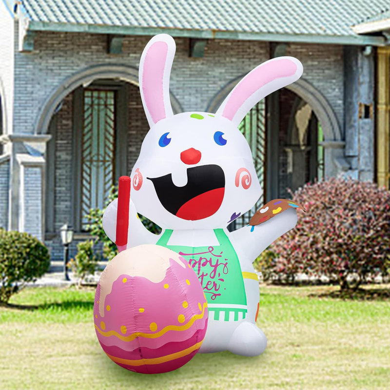 Lapin de Pâques avec œuf gonflable