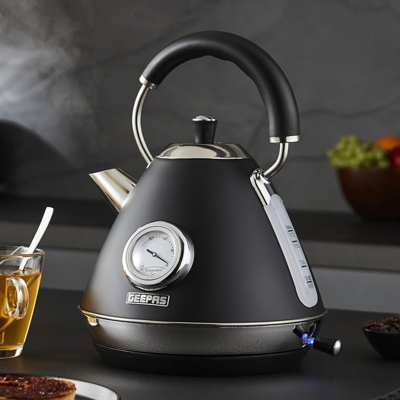 GEEPAS Retrovive 1.7L Electric Kettle, 4 Slice Bread Toaster, 2-in-1 Jug Blender & 20 Litre 700W Digital Freestanding Microwave Oven Combo Set | 3000W Vintage Cordless Kettle
