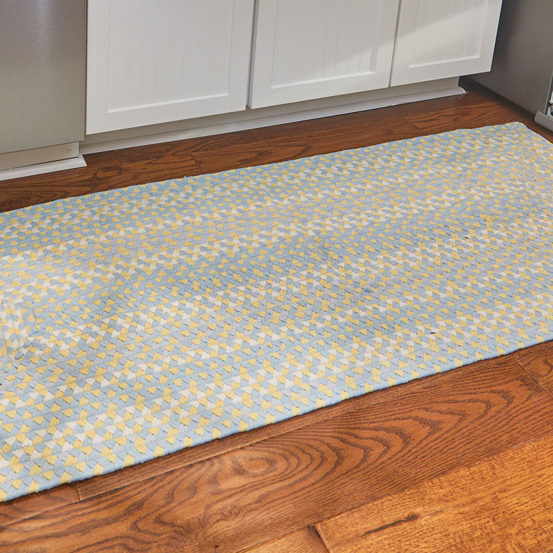 Skrolan Cotton Geometric Indoor Rug, Runner 2' x 6'