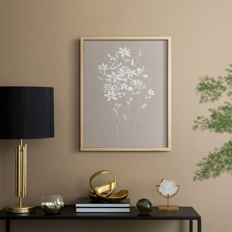 Delicate Botanicals II, reproduction encadrée - bois massif, H 30 po x l 24 po