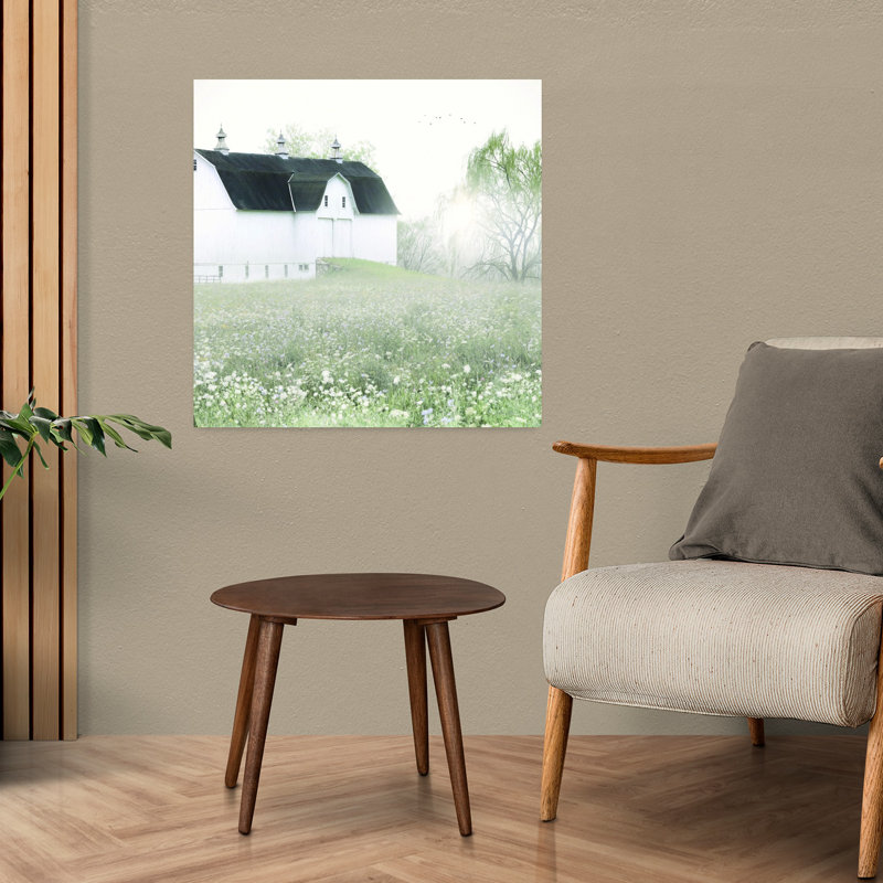 Foggy Country Barn, H 24 po x l 24 po