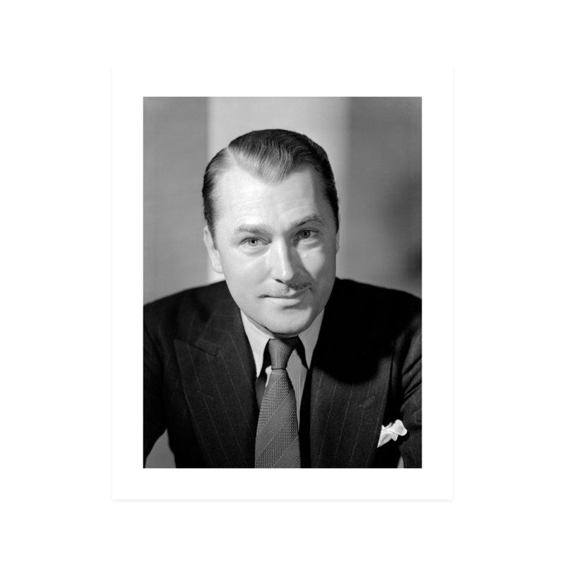 Portrait de souriant Brian Aherne - photographie non encadrée, H 10 po x l 8 po